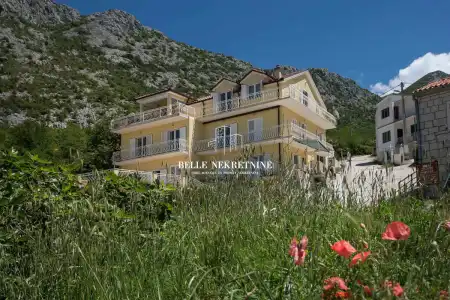 Gornja Brela - kuća